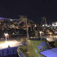 Photo taken at Hilton Hurghada Plaza by Bulent on 8/28/2015