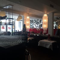 Снимок сделан в Brasserie FLO Maastricht пользователем René S. 4/22/2016