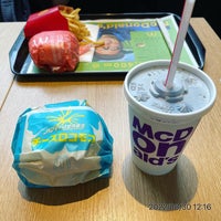 Photo taken at McDonald&amp;#39;s by Taka on 8/30/2022
