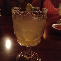 Das Foto wurde bei El Paisano Mexican Restaurant von Fawn S. am 5/12/2013 aufgenommen