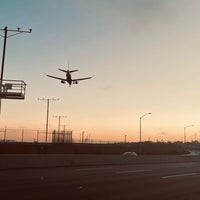 Photo taken at LAX Landing Viewpoint by Turki on 7/10/2022