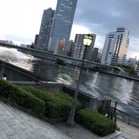 Photo taken at 佃公園 by nakkokko 0. on 4/8/2018