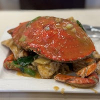 Foto scattata a Lunasia Chinese Cuisine da Luminoid L. il 10/28/2023
