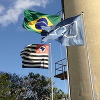 Photo taken at Faculdade de Odontologia (FO-USP) by Ênio L. on 9/29/2016