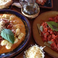 3/3/2013 tarihinde Felipe A.ziyaretçi tarafından Azzurro Restaurant'de çekilen fotoğraf