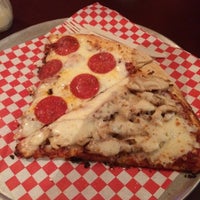 Photo taken at DaVinci&amp;#39;s Pizza by Jesse W. on 7/13/2014