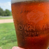 Foto tirada no(a) Crown Valley Brewing and Distilling por Joel R. em 8/8/2020