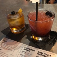 Foto scattata a State Street Eating House + Cocktails da Betsy il 7/6/2019