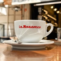 Photo taken at Pergamino Caffe by Broo . on 5/23/2023
