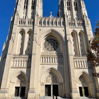 รูปภาพถ่ายที่ Washington National Cathedral โดย Coskun U. เมื่อ 11/8/2021