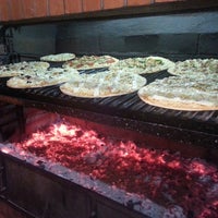 8/11/2013 tarihinde Mari A.ziyaretçi tarafından Tatati Pizza Gourmet'de çekilen fotoğraf