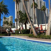 Photo taken at MGM Grand Pool Complex by فلاح on 10/31/2020