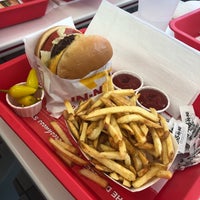 Photo taken at In-N-Out Burger by Susan J. on 8/31/2019