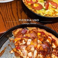 Photo taken at Uno Pizzeria &amp;amp; Grill - Chicago by 𝐌𝐨𝐮𝐬𝐚 on 3/7/2024