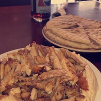 รูปภาพถ่ายที่ Shawarma King โดย Muneer เมื่อ 11/8/2019