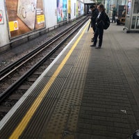 Photo taken at Platform 4 (E&amp;#39;bound District) by Mervyn D. on 5/15/2017