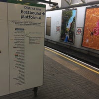 Photo taken at Platform 4 (E&amp;#39;bound District) by Mervyn D. on 5/23/2017