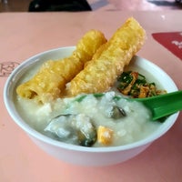 Photo taken at Chong Pang Market &amp;amp; Food Centre by HiLush L. on 7/10/2021