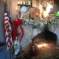 Photo taken at Cracker Barrel Old Country Store by Tanya P. on 12/29/2022