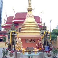 Photo taken at Wat Sai by Aongkuleemarn J. on 9/15/2015
