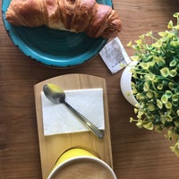 5/24/2018 tarihinde Olena T.ziyaretçi tarafından Bendito Café'de çekilen fotoğraf