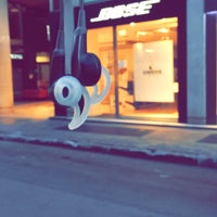 Bose Store - Duomo - Milano, Lombardia