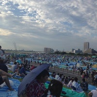 Photo taken at 江戸川グラウンド 市川橋上流野球場 by SHOICHI Y. on 8/2/2014