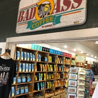 4/25/2023 tarihinde Susan Y.ziyaretçi tarafından Bad Ass Coffee of Hawaii'de çekilen fotoğraf