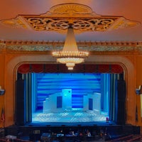 Foto diambil di State Theatre Center for the Arts oleh Kevin C. pada 7/12/2017