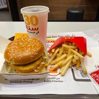 Photo taken at McDonald&amp;#39;s | ماكدونالدز by Fahad 💙🐆 on 11/29/2023