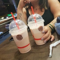 Photo taken at Burger King by Tofee Gofret . on 7/31/2019