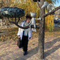 Photo taken at Памятник котенку by Ирина Г. on 10/26/2021