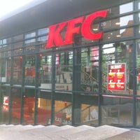 5/19/2013에 Jari N.님이 KFC에서 찍은 사진