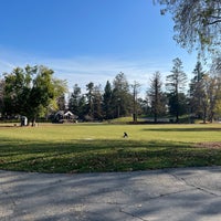 Photo taken at Cupertino Memorial Park by Hsiu-Fan W. on 12/22/2022