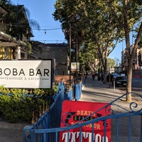 Photo prise au Boba Bar Teahouse &amp; Eatery par Hsiu-Fan W. le5/30/2018