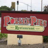 6/27/2014 tarihinde Polly&amp;#39;s Piesziyaretçi tarafından Polly&amp;#39;s Pies - Cerritos'de çekilen fotoğraf