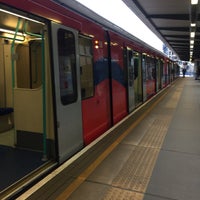 Photo taken at Tower Gateway DLR Station by Sarah L. on 12/31/2018