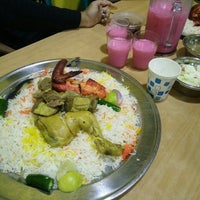 6/26/2016에 Muhammad Ikhwan Syafiq S.님이 Al Raudah Arabian Food에서 찍은 사진