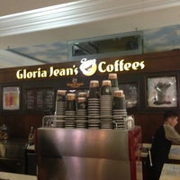 Photo taken at Gloria Jean&amp;#39;s Coffees by Vlad K. on 9/14/2013