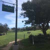Photo taken at Mission Dolores Park by Noé Abraham G. on 4/16/2019