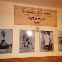 รูปภาพถ่ายที่ Madal Cafe - Espresso &amp;amp; Brew Bar โดย Timi 😼 V. เมื่อ 5/22/2016