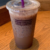 Photo taken at The Coffee Bean &amp;amp; Tea Leaf by Tyler K. on 7/15/2019