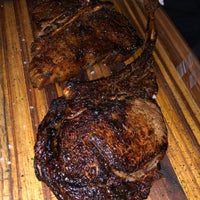 Photo taken at Pappas Bros. Steakhouse by Linton W. on 10/14/2022