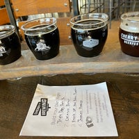 Photo taken at Cherry Street Brewing by Linton W. on 11/18/2022