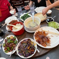 Photo taken at Peking Cuisine Restaurant by Linton W. on 5/14/2022