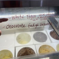 Photo taken at Hammond&amp;#39;s Gourmet Ice Cream by Linton W. on 11/2/2021