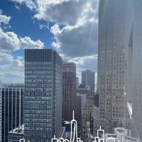 รูปภาพถ่ายที่ Residence Inn by Marriott New York Downtown Manhattan/World Trade Center Area โดย M.I เมื่อ 4/23/2023
