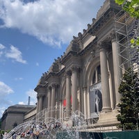 Photo taken at Metropolitan Museum Steps by M.I on 6/9/2023