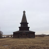 Photo taken at Церковь Успения из деревни Курицко by Утепли.рф on 3/9/2014