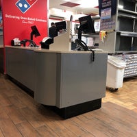 Photo taken at Domino&amp;#39;s Pizza by H👌🏽 on 9/25/2019